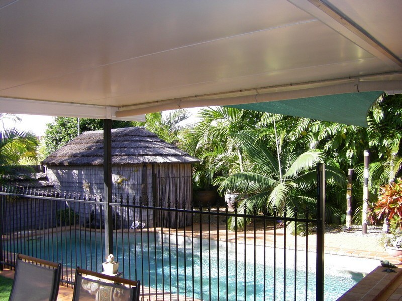 9 Scarborough Court, Sandstone Point QLD 4511