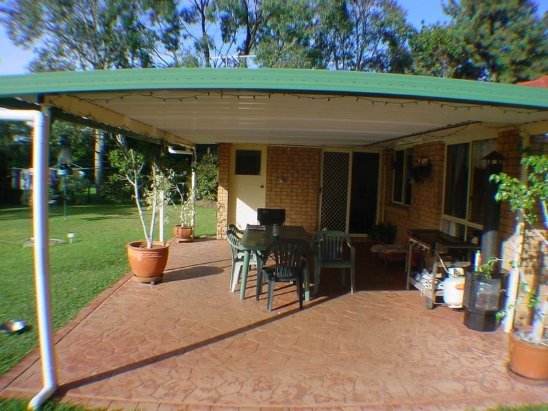 694 Bestmann Road, Ningi QLD 4511