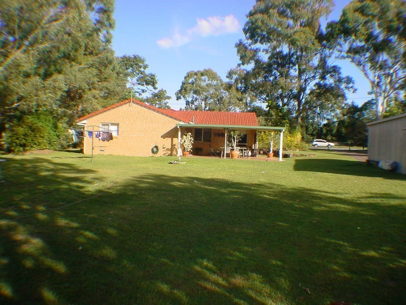 694 Bestmann Road, Ningi QLD 4511