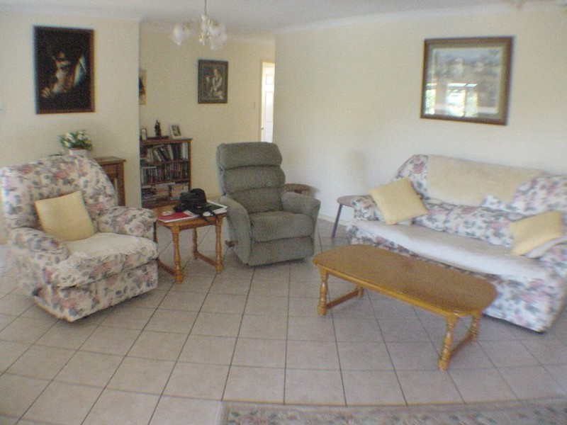10 Pentas Drive, Bongaree QLD 4507