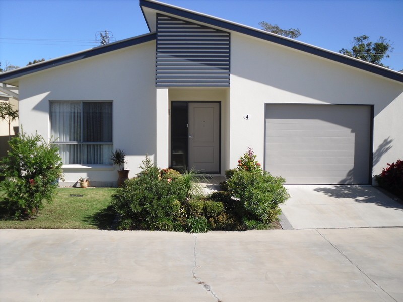 4/74 Cotterill Avenue, Bongaree QLD 4507