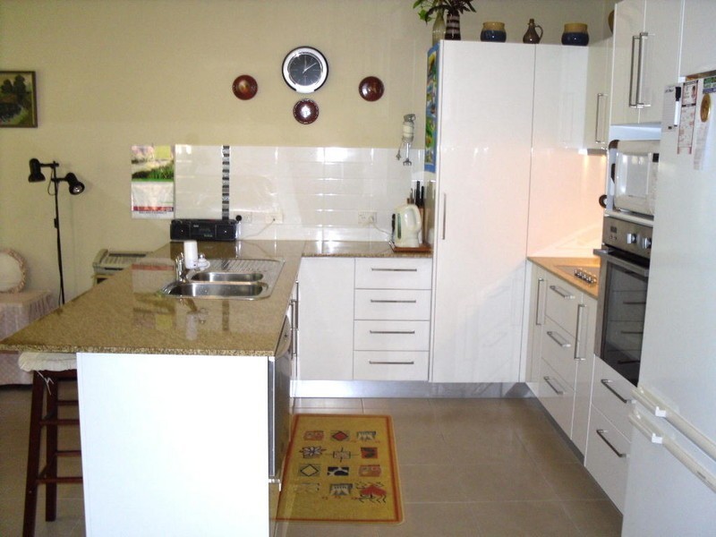 4/74 Cotterill Avenue, Bongaree QLD 4507