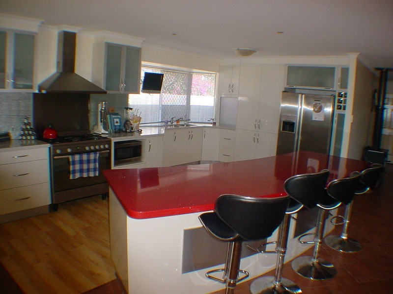 6 Malva Court, Bongaree QLD 4507