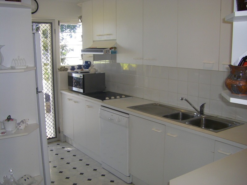 A20 Spinnaker Drive, Sandstone Point QLD 4511