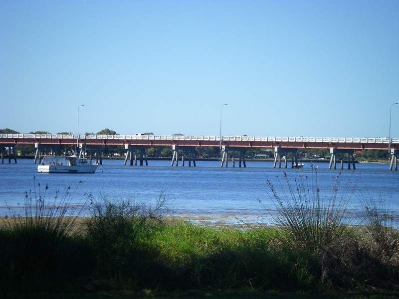 A20 Spinnaker Drive, Sandstone Point QLD 4511