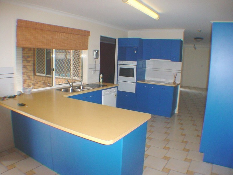 5 Anchor Court, Banksia Beach QLD 4507