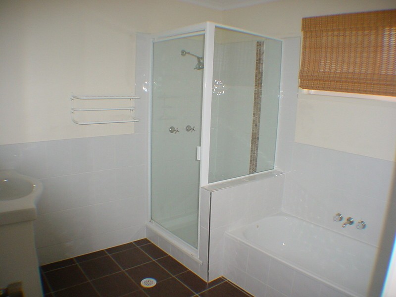 5 Anchor Court, Banksia Beach QLD 4507