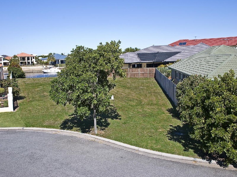 4 Swordfish Place, Banksia Beach QLD 4507