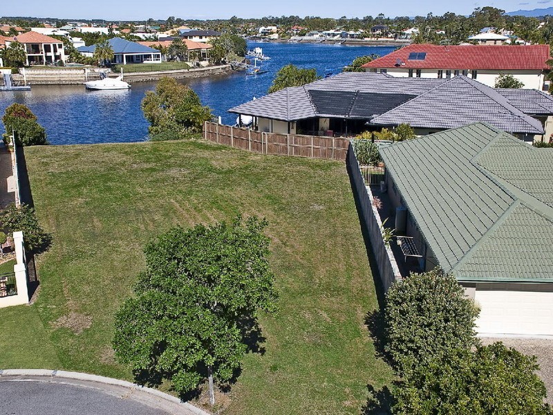 4 Swordfish Place, Banksia Beach QLD 4507