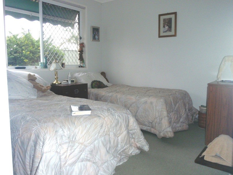 2/65 Oleander Drive, Bongaree QLD 4507