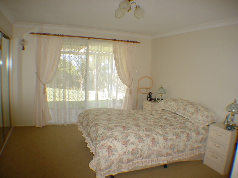 12 Howard Court, Sandstone Point QLD 4511