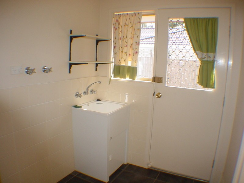 84 Bestmann Road East, Sandstone Point QLD 4511