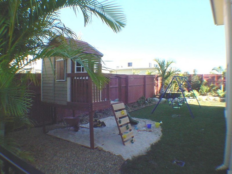 39 Teal Boulevarde, Banksia Beach QLD 4507
