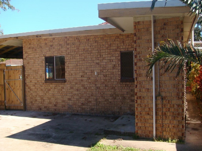 17 Hutchinson Street, Woorim QLD 4507