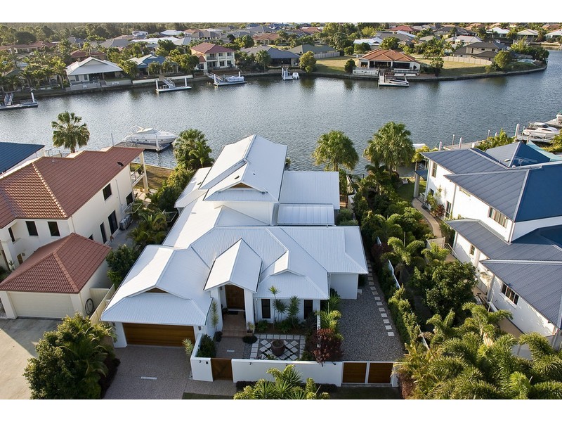 103 Voyagers Drive, Banksia Beach QLD 4507
