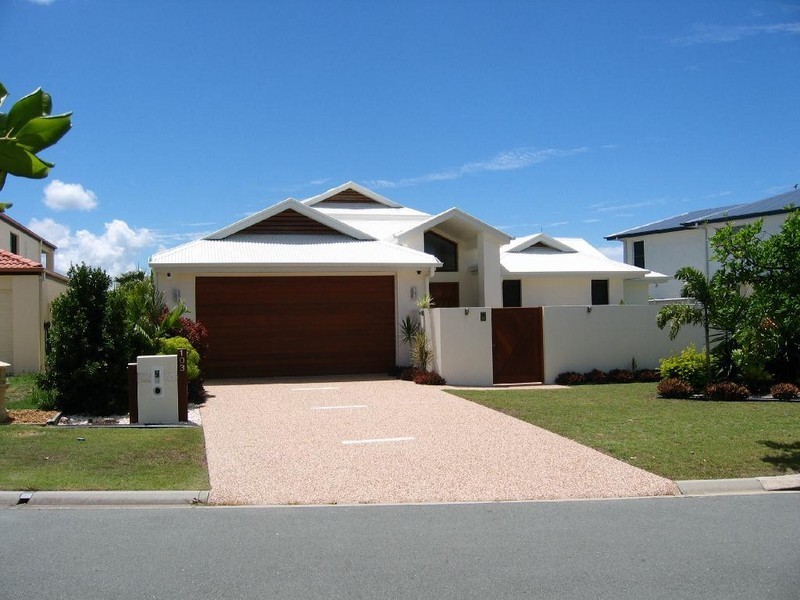 103 Voyagers Drive, Banksia Beach QLD 4507