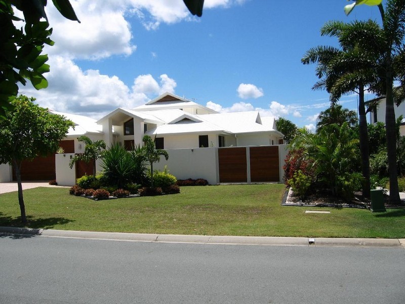 103 Voyagers Drive, Banksia Beach QLD 4507