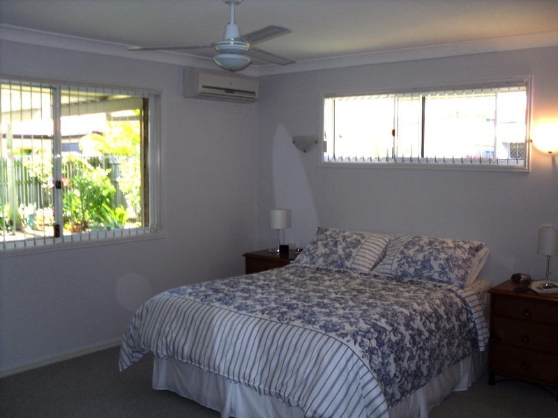 124 Avon Avenue, Banksia Beach QLD 4507