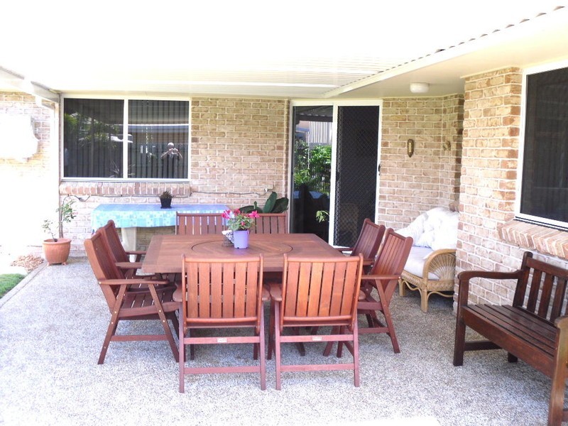 124 Avon Avenue, Banksia Beach QLD 4507