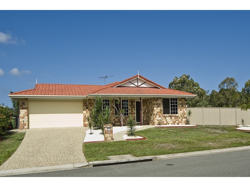 2 Barklya Crescent, Bongaree QLD 4507