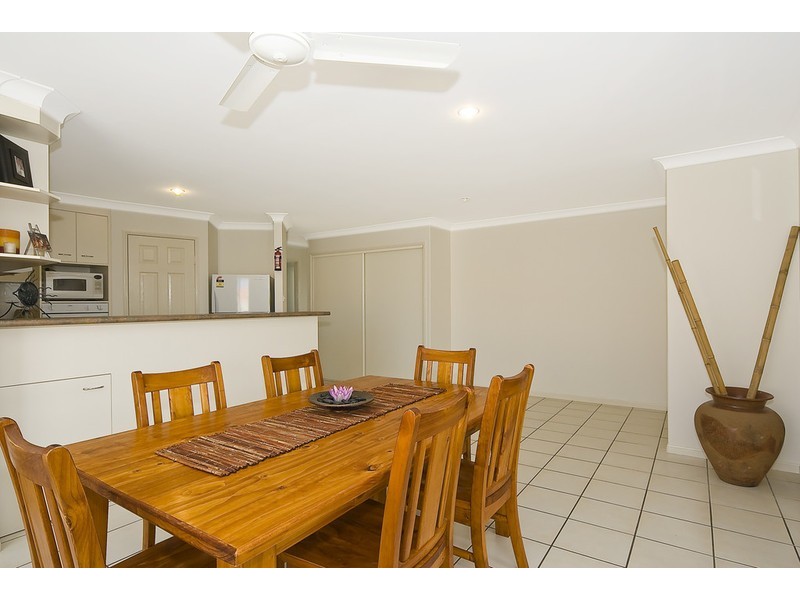 2 Barklya Crescent, Bongaree QLD 4507