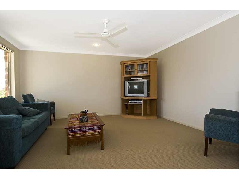 2 Barklya Crescent, Bongaree QLD 4507
