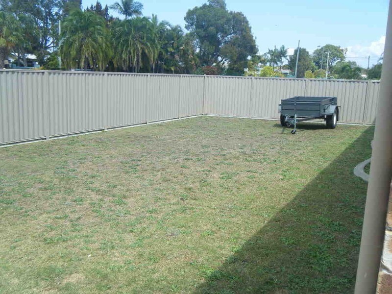 2 Barklya Crescent, Bongaree QLD 4507