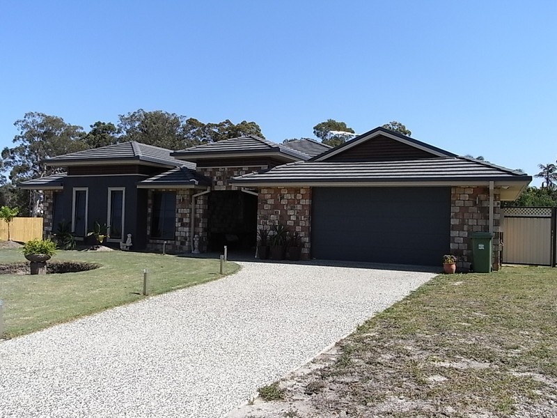 19-21 Barr Place, Ningi QLD 4511