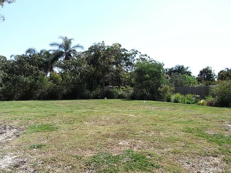 19-21 Barr Place, Ningi QLD 4511
