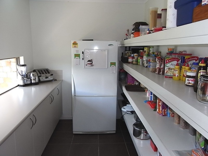 19-21 Barr Place, Ningi QLD 4511