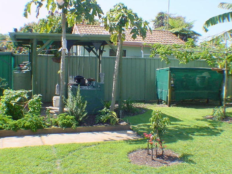 10 Hawaii Crescent, Banksia Beach QLD 4507