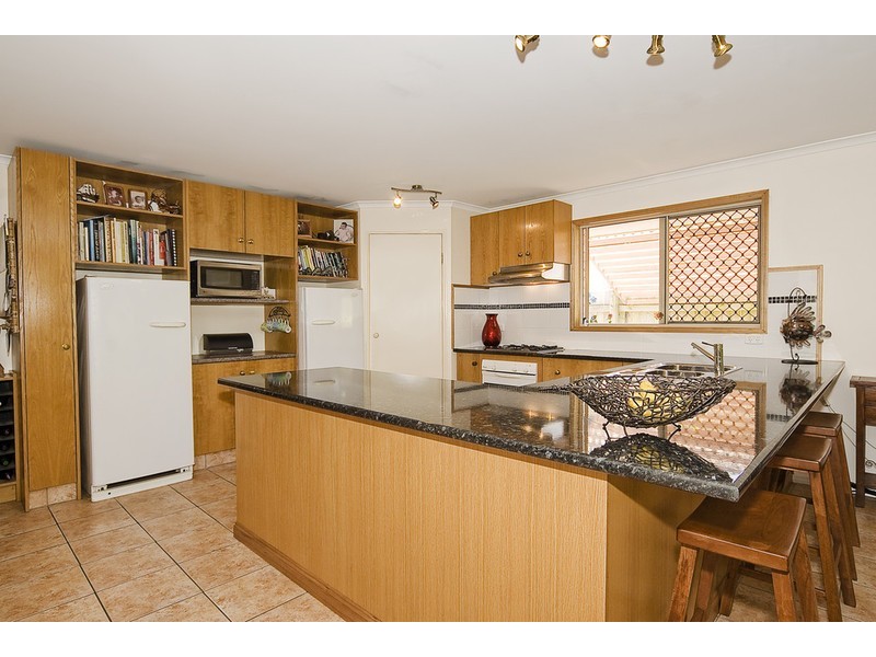6 Genoa Place, Banksia Beach QLD 4507