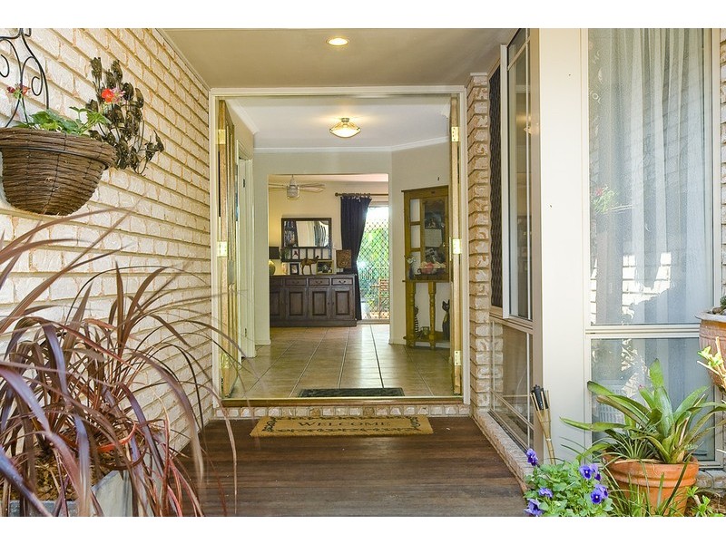 6 Genoa Place, Banksia Beach QLD 4507