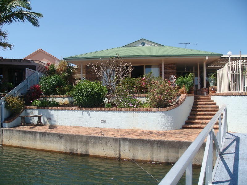 38 Port Drive, Banksia Beach QLD 4507