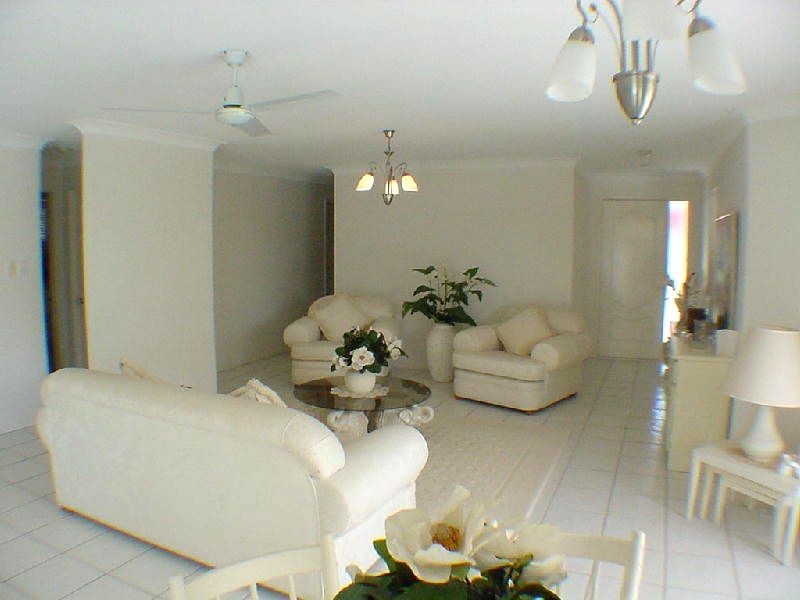 1 Albatross Court, Banksia Beach QLD 4507