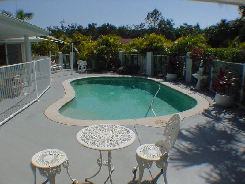 1 Albatross Court, Banksia Beach QLD 4507