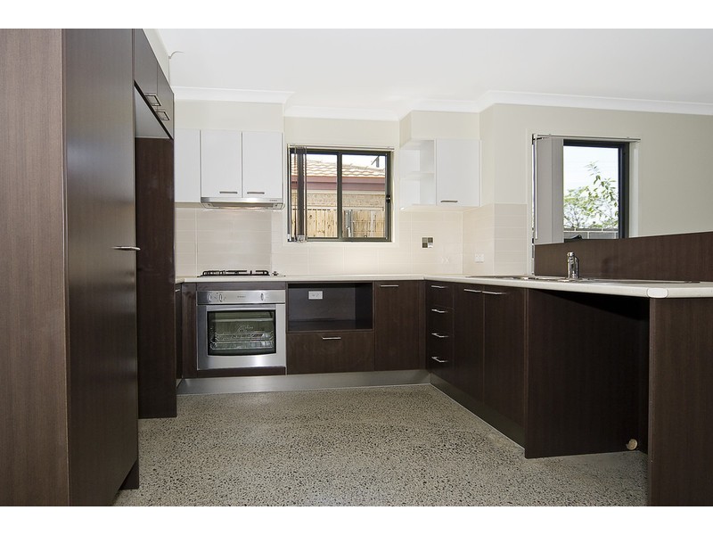 1/11 Fourth Avenue, Bongaree QLD 4507