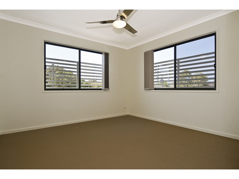 1/11 Fourth Avenue, Bongaree QLD 4507