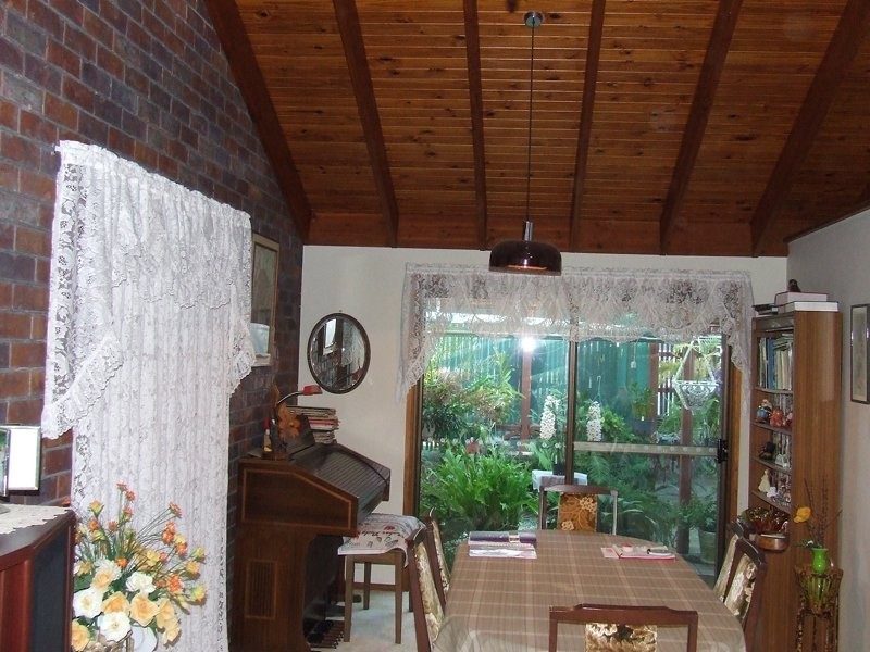 6 Magdalena Court, Banksia Beach QLD 4507