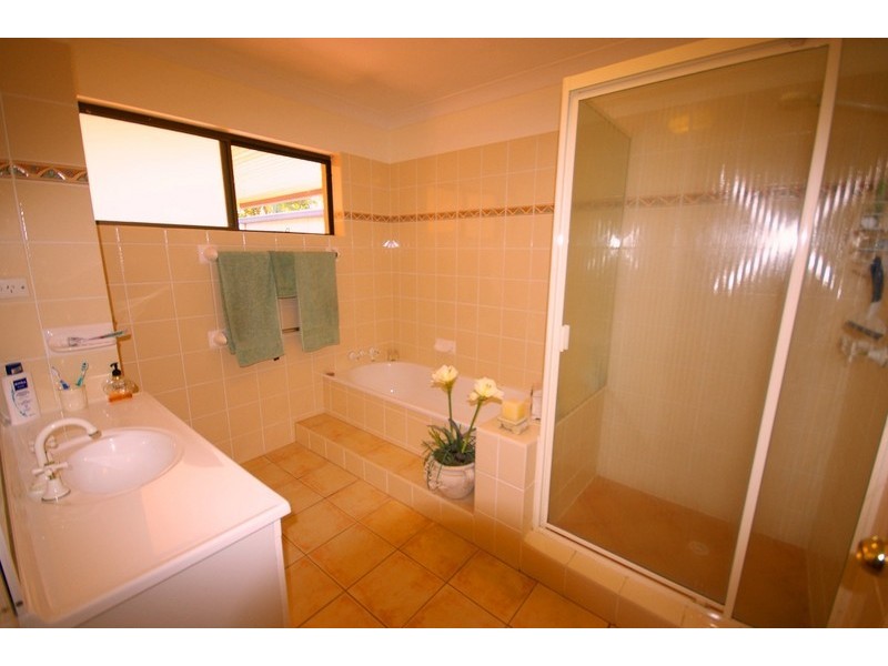 7 Tully Street, Bongaree QLD 4507