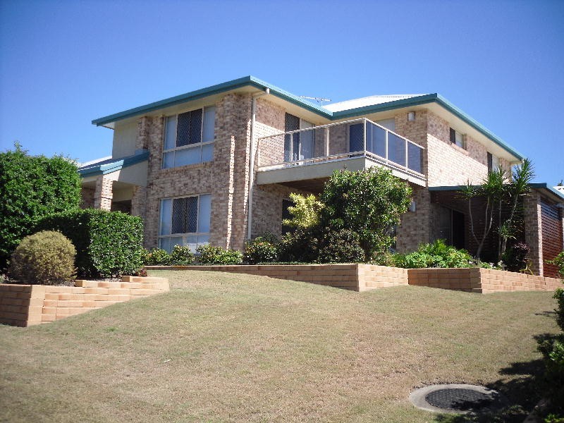 8 Avalon Street, Sandstone Point QLD 4511