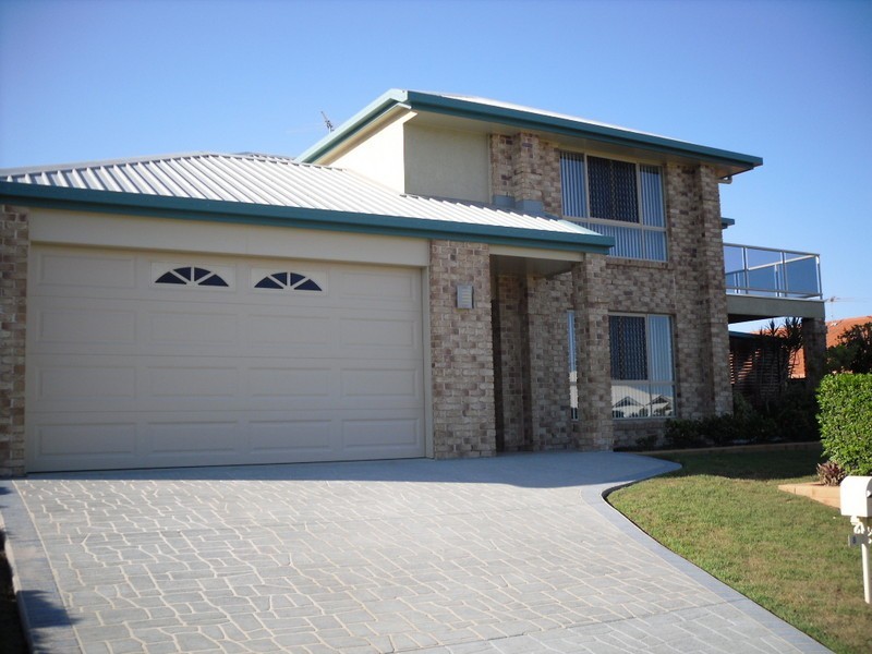 8 Avalon Street, Sandstone Point QLD 4511