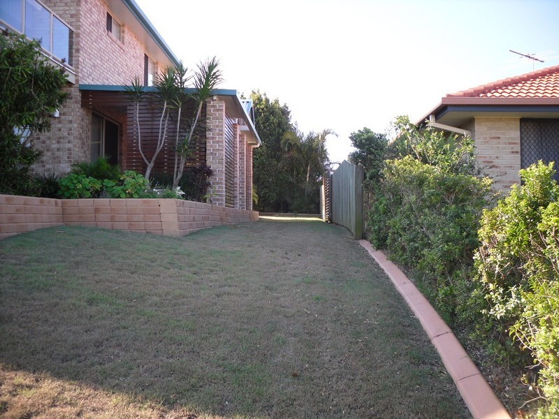 8 Avalon Street, Sandstone Point QLD 4511