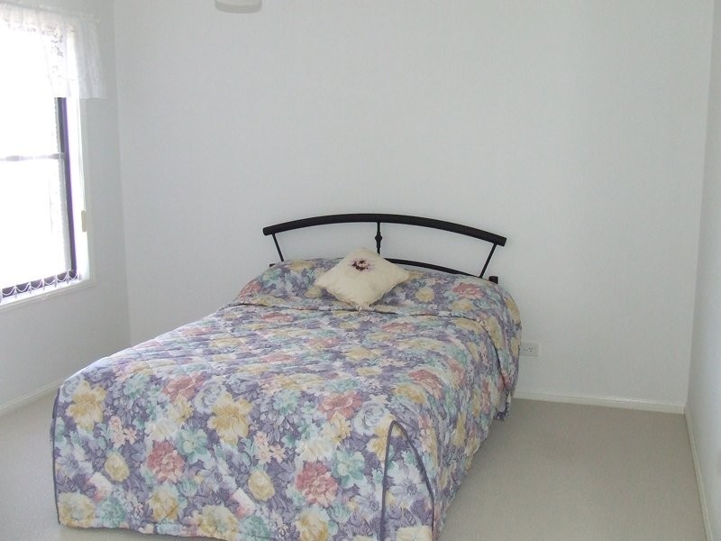 18 Dugong Crescent, Banksia Beach QLD 4507