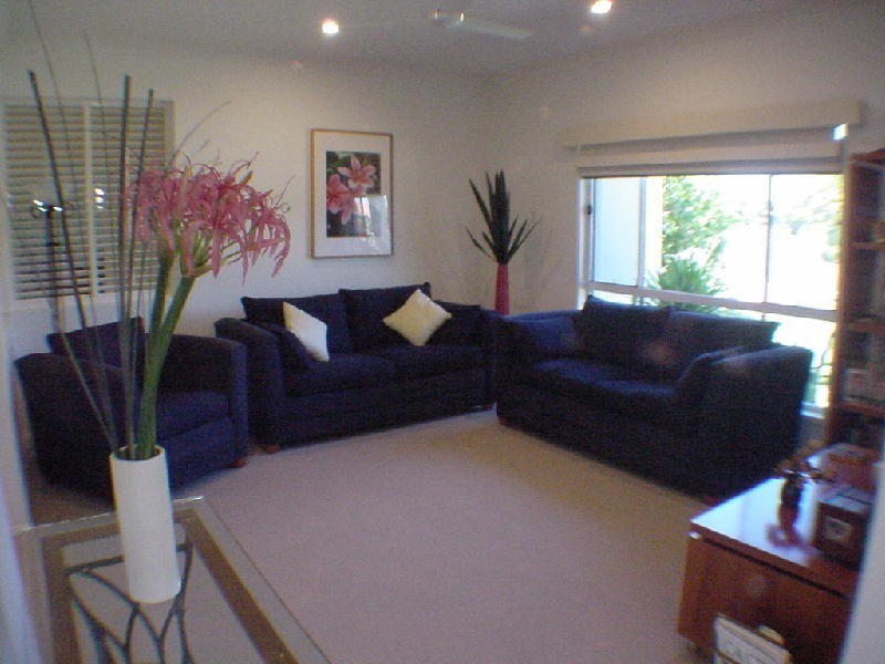 2 Seahorse Court, Banksia Beach QLD 4507