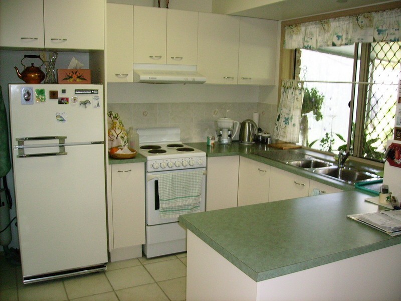 82 Avon Avenue, Banksia Beach QLD 4507