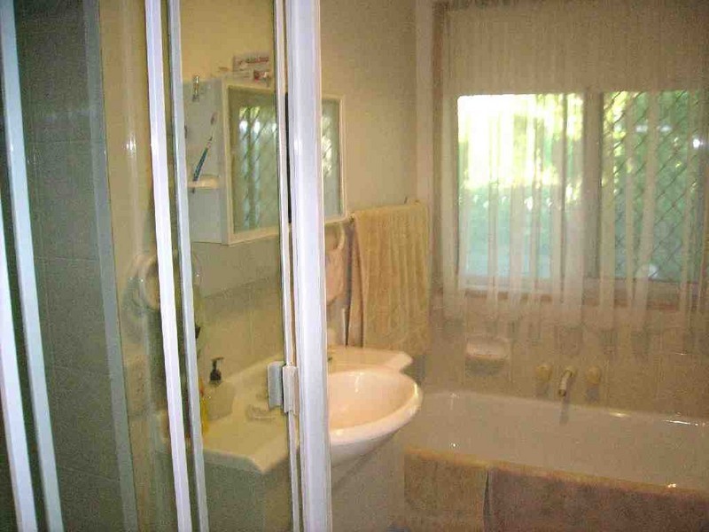 82 Avon Avenue, Banksia Beach QLD 4507