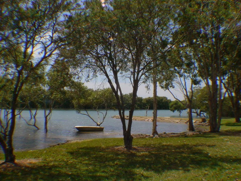 80 Ningi Esplanade, Ningi QLD 4511