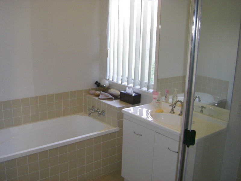 6 Pectoral Place, Banksia Beach QLD 4507