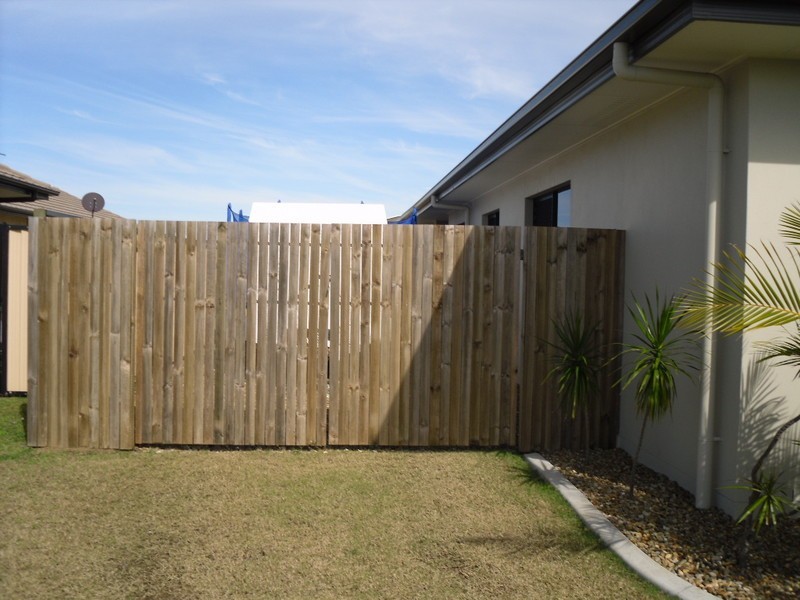 3 Seaeagle Place, Banksia Beach QLD 4507